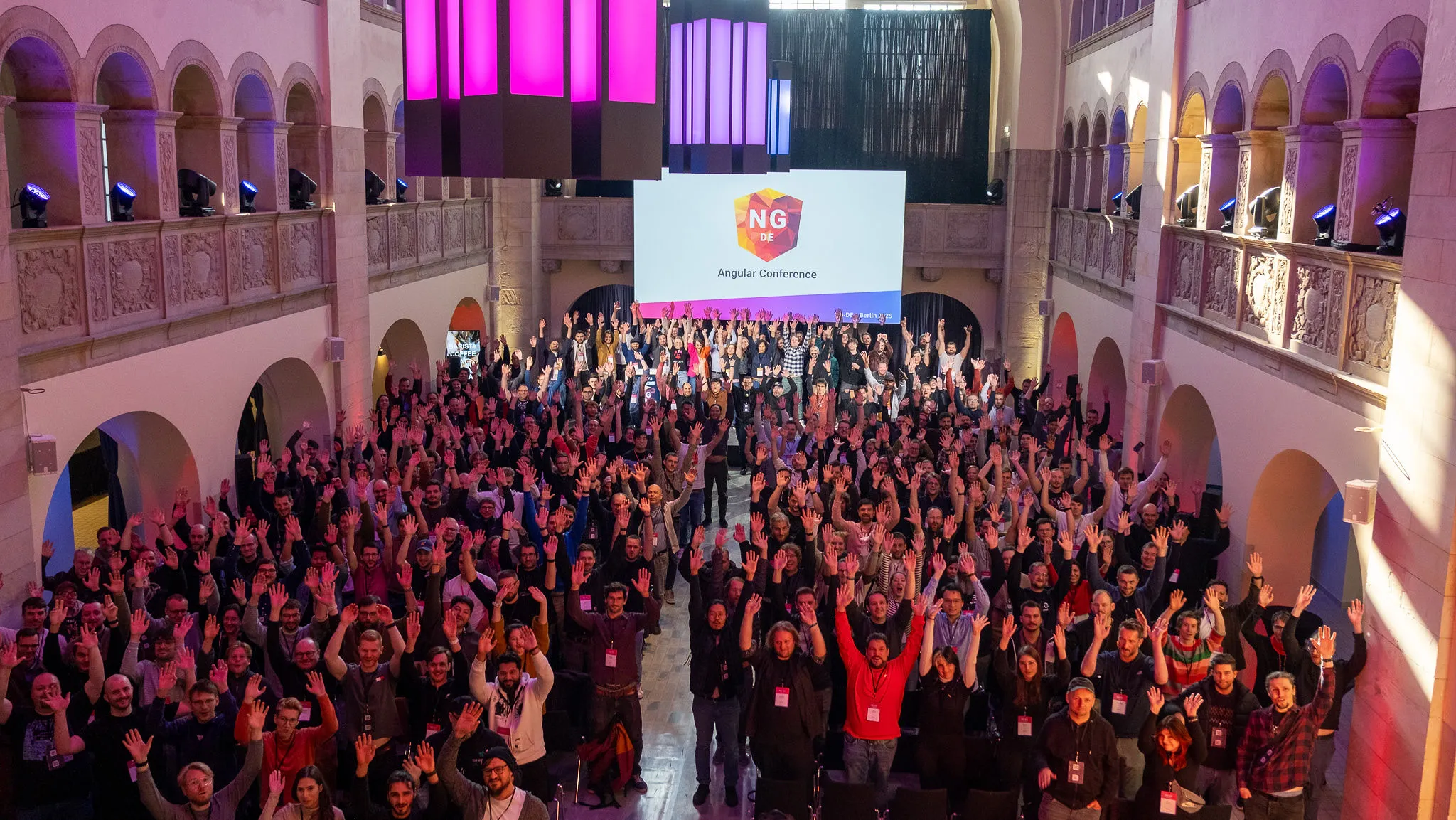 Volle Konferenzhalle bei der NG-DE 2025